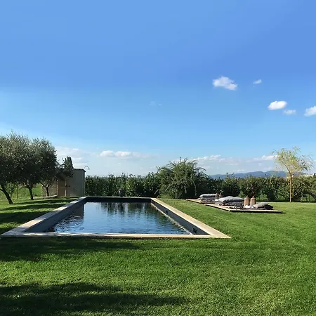 Monaldesca Vila